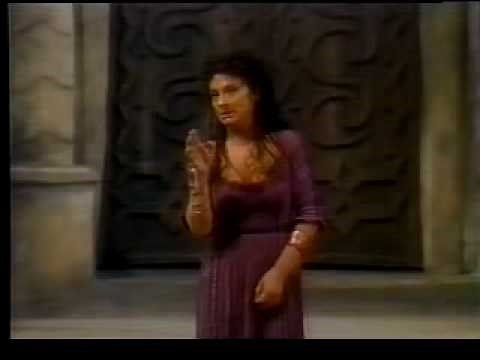 MEDEA (1983) Zoe Caldwell