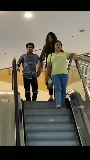 Hand touching prank on girls😂 #pranks #prankonpublic #prankongirl #escalatorprank | Sumit Prank