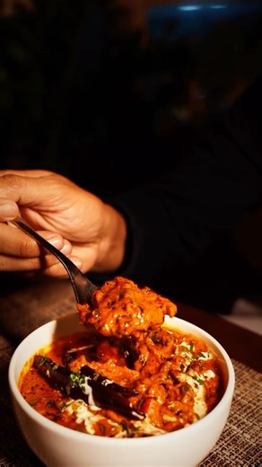 Gudgudee on Instagram: "From bubbling spices to a picture-perfect plate — gudgudee curry in action 🍛🔥 Slow-cooked to perfection with rich flavors, aromatic masalas, and that signature gudgudee touch that makes every bite irresistible. From pan to plate, this is comfort food at its finest. [gudgudee, curry, spices, slow-cooked, flavors, aromatic, masala, pan to plate, comfort food] #Gudgudee #CurryLovers #FoodReel #CookingToPlating #DesiFlavors https://swiggy-direct.onelink.me/Gw8X/91177ig"