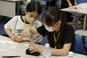 MITの学生が直接子どもたちに科学の楽しみを教える「MIT Japan STEAMワークショップ2025」開催！