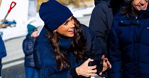 «L'étoffe d'une star» : un cousin de Meghan Markle dévoile des photos inédites de l’enfance de la duchesse de Sussex