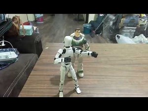 Dummy 13 invincible lightyear buzz