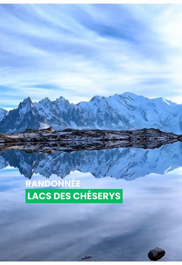 Une superbe rando de 8km pour 3h55 de marche et 564m de dénivelé, face au massif du Mont-Blanc. Entre le Lac Blanc et les Lacs de Chéserys. Tu profites d’un panorama mythique sur les Aiguilles Rouges et Chamonix 🏔️ 🥾 : 8km 🏔️ : 564m D ⏰ : 3h55 Tu préfères le faire en été ou attendre les premières neiges ? ❄️ Crédits 📸 : @swisshikerlife (TikTok) Follow @lessommetsfrancais pour plus de vidéos de rando 🏞️ #randonnée #rando #lac #chéserys #alpes