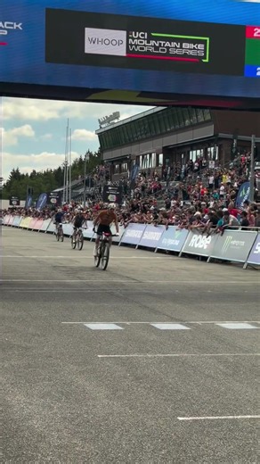 Mathis Azzaro's Back-to-Back UCI XCC World Cup Victories