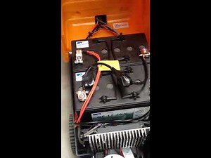 changement batteries sur autolaveuse TASKI