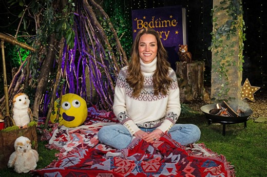 Kate says ‘we all feel scared sometimes’ as she opens up in bedtime reading