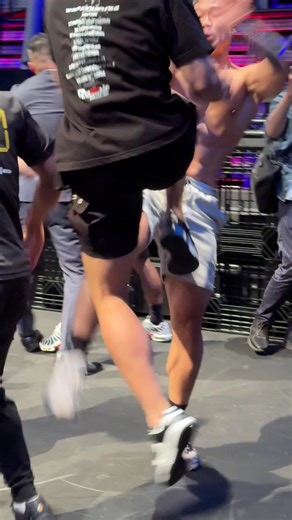 Breaking Down 17: PPVチケット販売中！