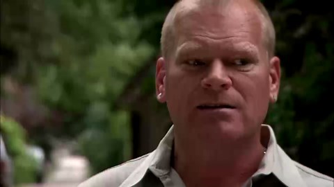Mike Holmes' Team Ensures Safety in a Charming Home | Holmes Inspection S114