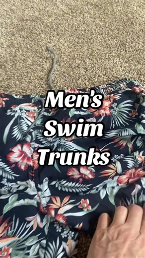 These quick drying swim trunks are awesome! #swimtrunks #mensswimwear #mensswimtrunks #mensswimsuit #swimwearformen