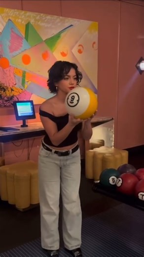 Isa Merced Daily on Instagram: "#whoremembers Isabela Merced playing Bowling with the Superman Cast🎳😂🫶 We can see in the video @thefaria and @iamedigathegi. Also we can see a blonde girl for a small moment. Maybe Milly Alcock? Not sure🫠 #isabelamerced #isabelamoner #superman #fyp #parati #viral #mariagabrieladefaria #edigathegi #mrterrific #bowling"
