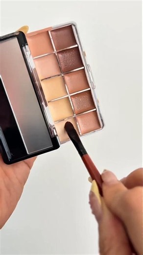 The Best Cream Contour & Concealer Palette #shorts #hacks #makeu