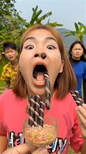 Thử Thách ăn bánh ORIO và SOCOLA Siêu Ngon .😱🍩..chocolate challenge #shorts