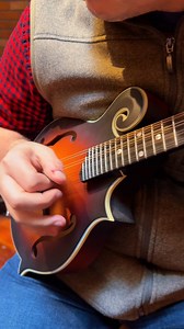 🎶 The Eastman MD315E-SB Mandolin in Action! 🎶 Jack Dunlap brings out the rich, resonant tones of the Eastman MD315E-SB, a handcrafted F-style mandolin with a solid spruce top and solid maple back and sides. Designed for warm, balanced projection, this mandolin also features a K&K Duotone pickup system, making it perfect for both acoustic and amplified performances. ✨ Want to hear how this mandolin sounds in your hands? Visit us at Drum & Strum or reach out for a personalized demo! Jack Dunlap 