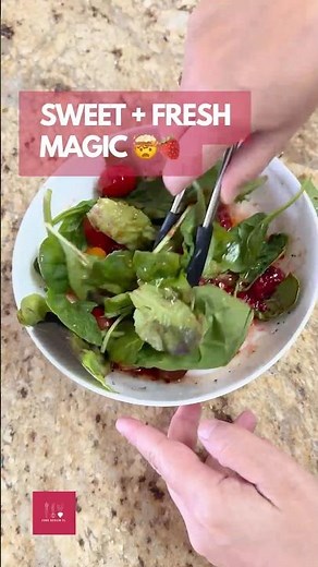 STOP SCROLLING! This Raspberry Salad Is PURE MAGIC 🤯🥗🍓 (Vegan + GF)