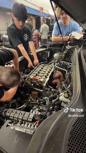 Atlas VR6 Cylinder Head Removal and Serpentine Belt Guide