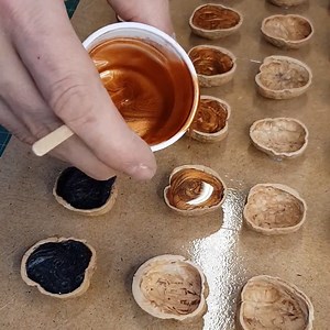 69K views · 292 reactions | DIY Clock with Walnut Shell and Resin | DIY & Crafts | Facebook