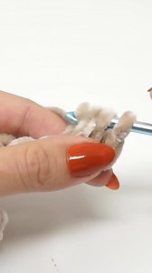 107K views · 1K reactions | Oggi ti mostro come realizzare delle semplicissime zucche ornamentali all’uncinetto da utilizzare come decorazioni per creazioni all’uncinetto, come charm per borse o come portachiavi! Ottima idea regalo  Schema a prova di principianti  #momiscrochet #uncinettotutorial #uncinetto #crochetaccessories #crochetdecor #crochetpumpkins #crochetinspiration #crochet #crochetbag #tutorial #borseuncinetto | Momì's | Facebook