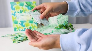 Watch 14 Pack Scented Sachets on Amazon Live