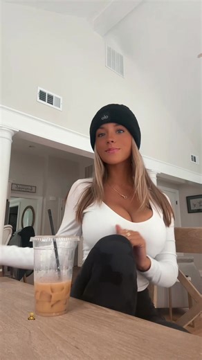 babybrielle 👼🏼 (@babyybrielle)’s videos with původní zvuk - IVANA