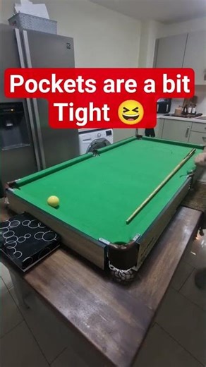 Put georges 5ft table in the kitchen as its cold but the pockets are a bit tight #snooker
