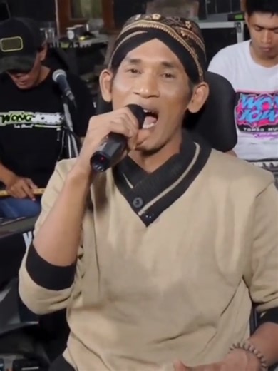 Wayahe Jaran Wo .... #jawapride🔥 #storymusik #jawapride #musikstory #tedjodembik @wongjowoofficial20 @king_multimedia.id