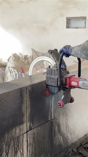 Amazingly well and outstanding cutter machine for old house renovation construction work.