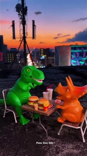 Small Toys Tiny action figures Tiny Miniature City #PlaneGaesKids