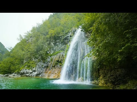 4K Peaceful Waterfall in Mountain Forest | Summer Nature Sounds for Sleep & Relaxation (No Birds).