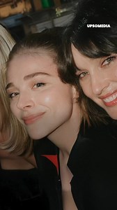 The actress, remembered for a controversial meme, decided to announce her engagement to a model. | Rosa