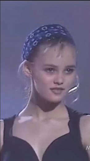 Vanessa Paradis – Joe le Taxi (1987) 🇫🇷 | French 80s Hit | Classic Pop Song #shorts #80smusic #retro