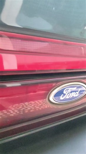 Manasi Gerobak Tua - Classic Ford Laser and TX3 Turbo