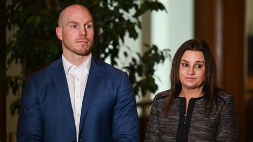 Senate crossbench has split Labor’s IR legislation