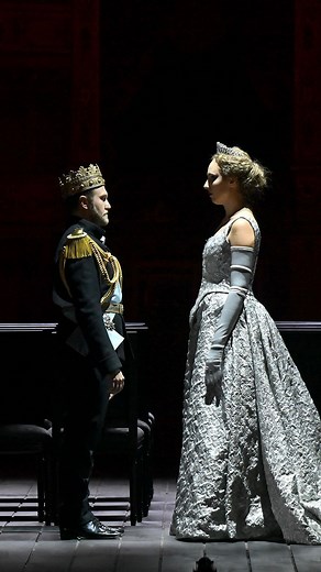 Un piccolo #throwback a Macbeth al #FestivalVerdi 2024🔙 Lady Macbeth è uno di quei ruoli che mi rimangono addosso, e lavorarci a Parma è stato davvero speciale. È stato un piacere condividere questa produzione con M° @r.abbado, #PierreAudi e con I carissimi colleghi @ernestopetti_, @michelepertusi, @riccardo.fassi.opera, @lucianoganci e @davideastorga. Non vedo l’ora di ritornare a questo personaggio.❤️‍🔥 📸 @robertoricciphotographer #Macbeth #LadyMacbeth #FestivalVerdi2024 #Parma #RegioDiParm