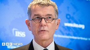 Disaffected Russians spying for UK, says MI6 head