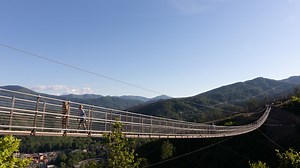 Highliners perform at SkyLift Park in Gatlinburg — over 100 feet in the air
