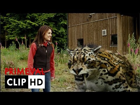 Primeval : Saison 2 - Episode 3 | Nick Cutter VS Smilodon | VF