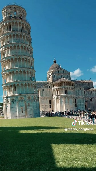 Explora Pisa: Historia y Belleza de la Toscana