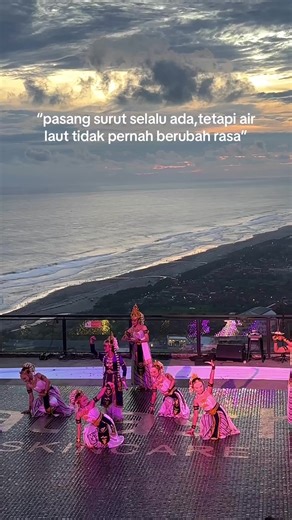 Seni dan view nya bikin candu, Yuk agendakan liburan bersama kami ▶️Sewa mobil dan driver Jogja ▶️Paket wisata Jogja ▶️Private trip ▶️Perjalanan dinas #paketwisatajogja #wisatajogja #tripjogja #jogja #obelixseaview