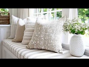 Inviting Living Room Decor Inspired by Magnolia Home’s Cozy Rustic Farmhouse Vibe