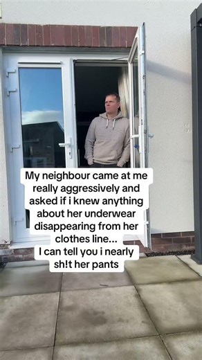 Knicker stealer 🫣 #funny #humorvibes #comedyvideos #laugher #funnyshorts #funnyvideos #comedy