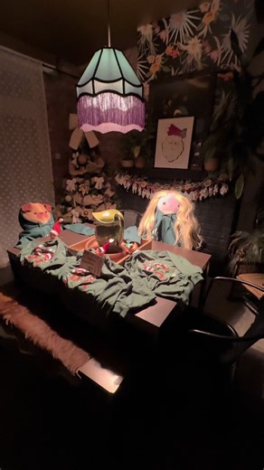 Christmas jumper day at school means asking the elves to deliver…..and they did! Smashing it with the popular 67 Christmas jumper! BOOM…….67 🤗 🫠🫠🫠🫠🫠🫠🫠🫠🫠🤥🤥🤥🤥😂 #christmas #67 #elf #christmasfun #family