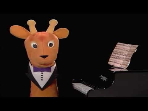 Sesame Street: Elmo Giraffe Favorite Memories Plays The Piano.