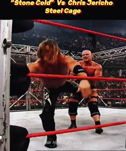 WWE Chris Jericho vs “Stone Cold” Steve Austin Steel Cage #wwe #highlights #shorts