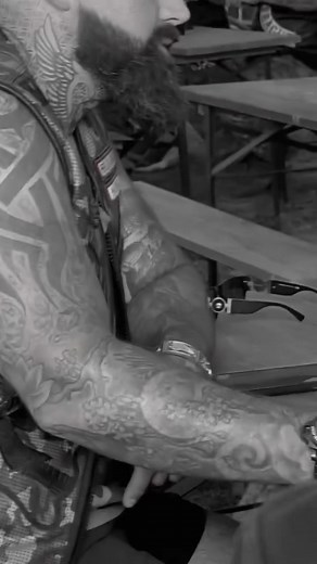 47K views · 2.2K reactions | Respect & Support Hells Angels MC⚪️ a “YES” from a true supporter #affa #hellsangels #hamc #alwaysus #redandwhite #hellsangelsmc #usa #bikers #brotherhood #support81 #motorcycleclub #alwaysridingneverhiding #nomads #hellsangelsforever #hellsangelsmotorcycleclub | Hells Angels MC | Facebook