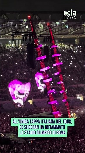 Ed Sheeran all’Olimpico con Ultimo: duetto a sorpresa su “Piccola stella” e “Perfect” #shorts