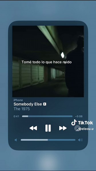 Somebody Else de The 1975: Letra y Traducción