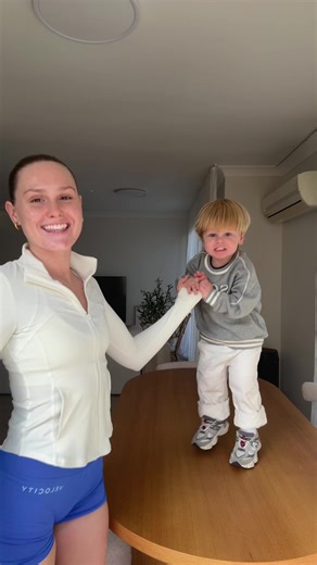 Stylish OOTD for Running Errands by Lucy Cartwright