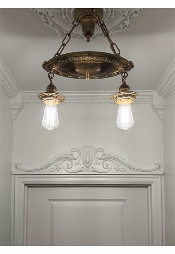 Crown Molding and Ceiling Medallions Installation