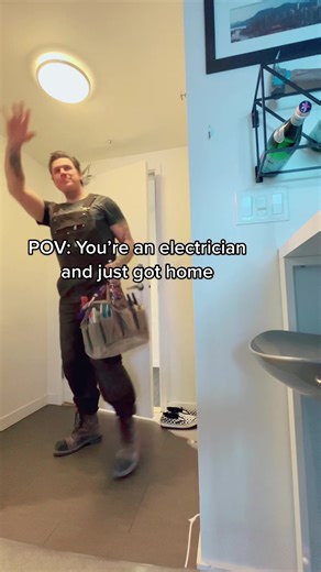 Electrician Memes: Funny Sparky Memes for Blue-Collar Workers