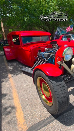 Customized Hot Rod by Ronnie's Customs #classiccars #carsofinstagram #carvideos #classiccarsdaily #oldcars #carporn #automotive #cars #classiccarsworld #classiccarshow #hotrods | Speed and Shine